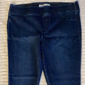 OldNavy dark wash Rockstar Jeggings.